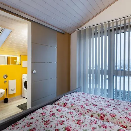 Gemuetliche Ferienwohnung Mit Panoramablick Muttensweiler Zewnętrze zdjęcie