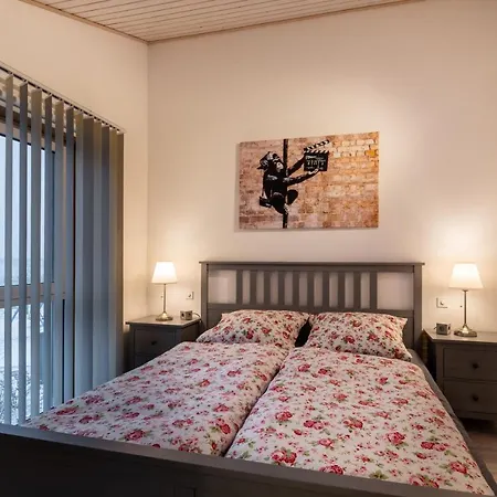 Gemuetliche Ferienwohnung Mit Panoramablick Muttensweiler Zewnętrze zdjęcie